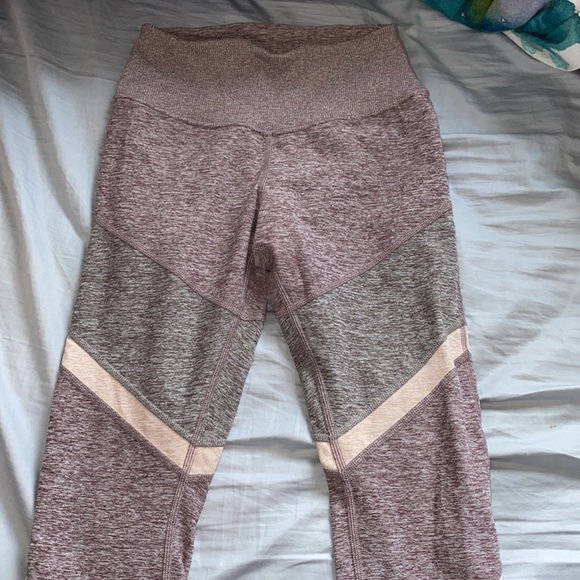 Alo Yoga SET {PURPLE} lavish bra (M) & leggings (S) - Picture 5 of 7